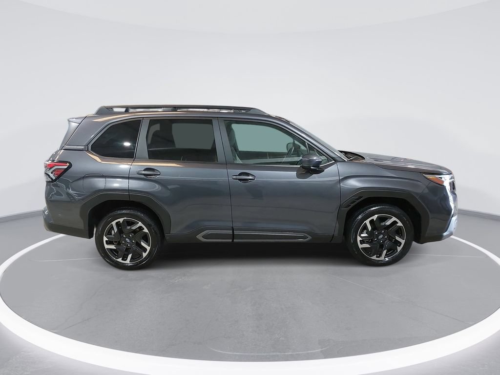 Used 2025 Subaru Forester Limited w/ Popular Package #1 AWD/4WD image 4