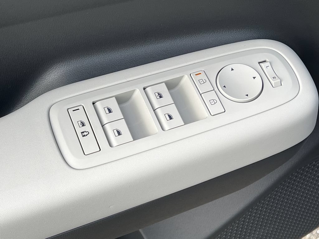 New 2026 Hyundai Santa Fe SE AWD/4WD image 9