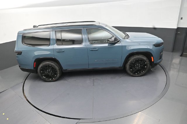 New 2026 Jeep Grand Wagoneer Limited AWD/4WD image 17