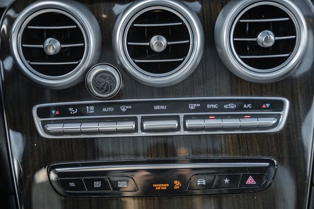 Used 2020 Mercedes-Benz GLC 300 GLC 300 image 22