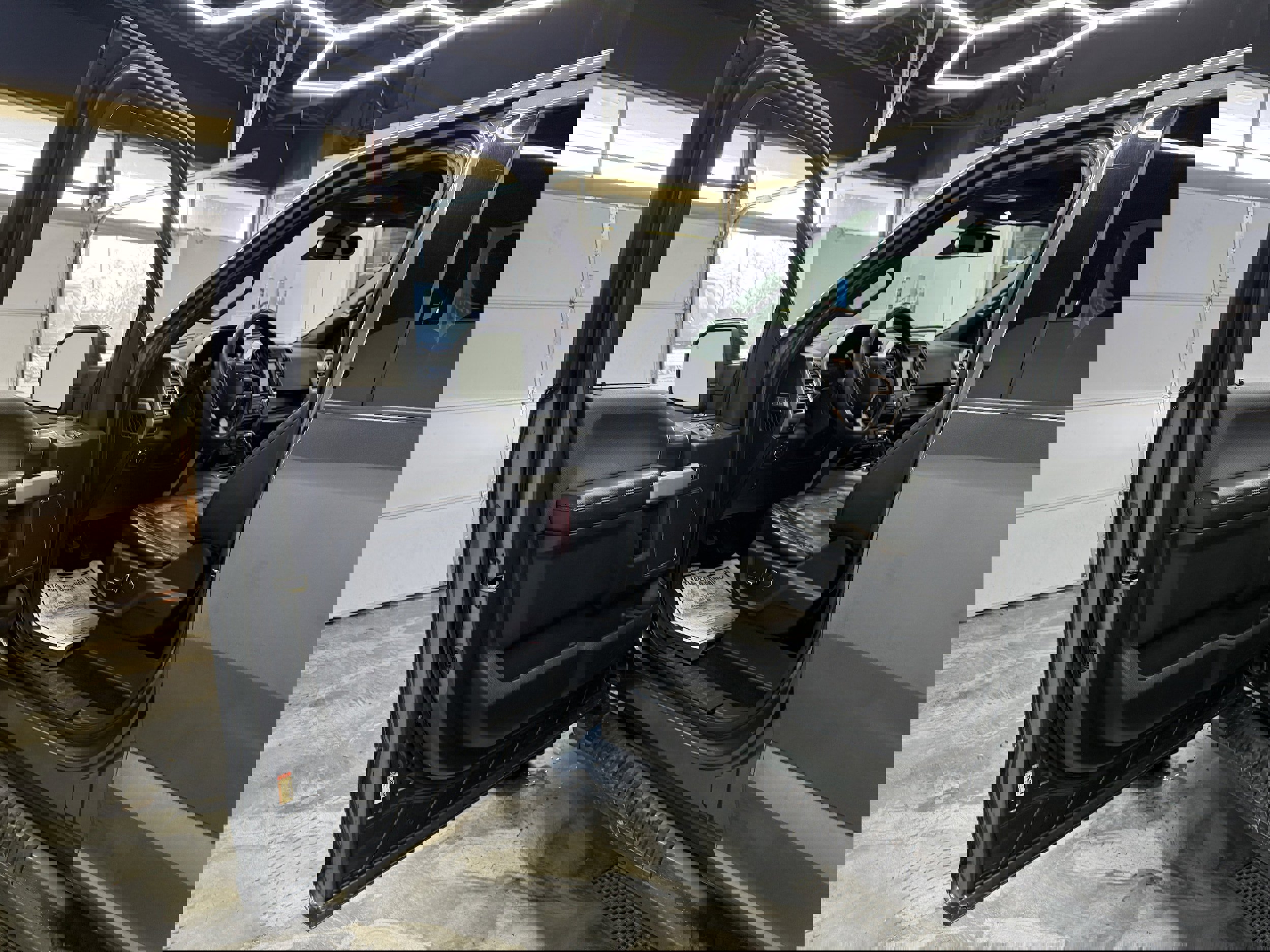 Used 2016 Ford F150 Lariat w/ Equipment Group 502A Luxury image 9