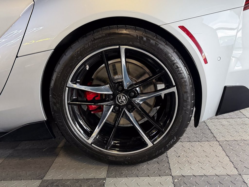 Used 2021 Toyota Supra Premium RWD image 29