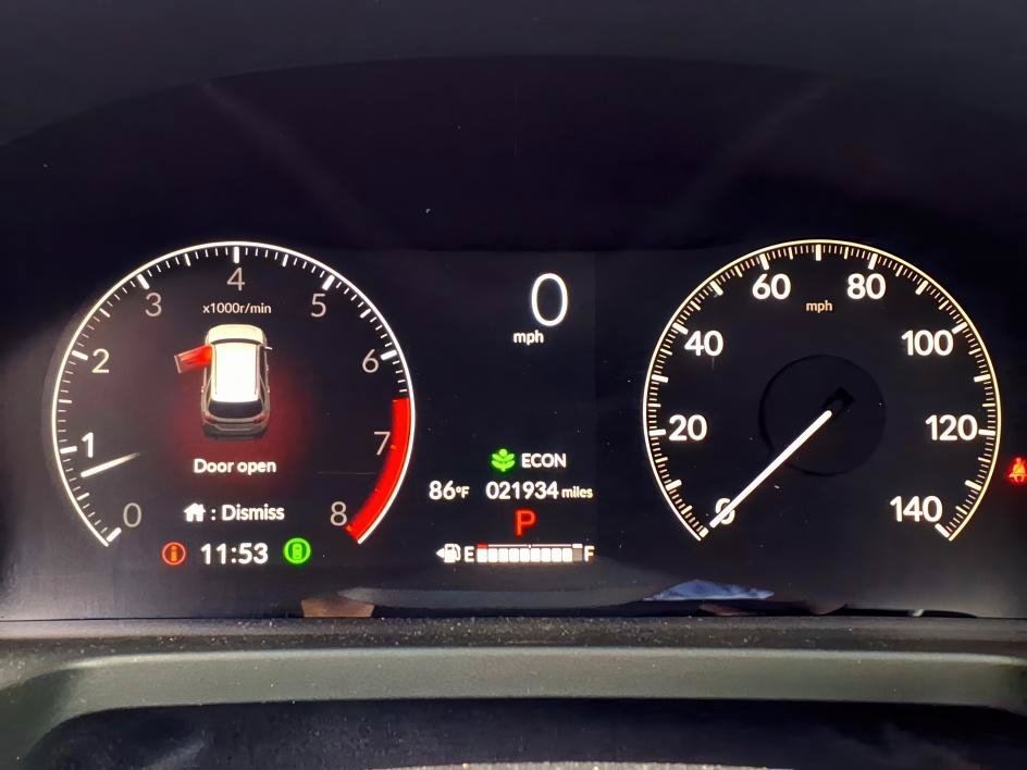 Used 2023 Honda Pilot Touring image 26