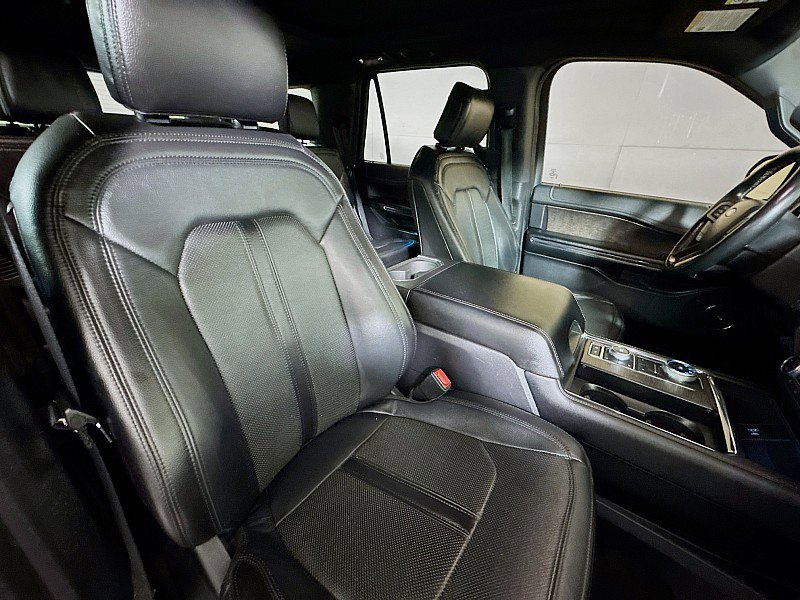 Used 2020 Ford Expedition Limited w/ Equipment Group 302A image 31