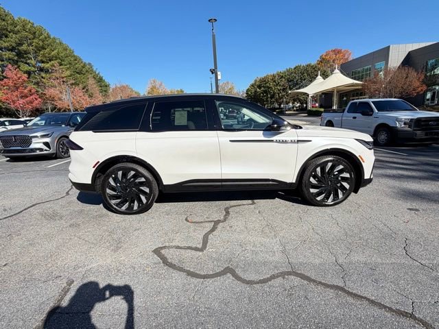 New 2026 Lincoln Nautilus Reserve w/ Jet Appearance Package image 6