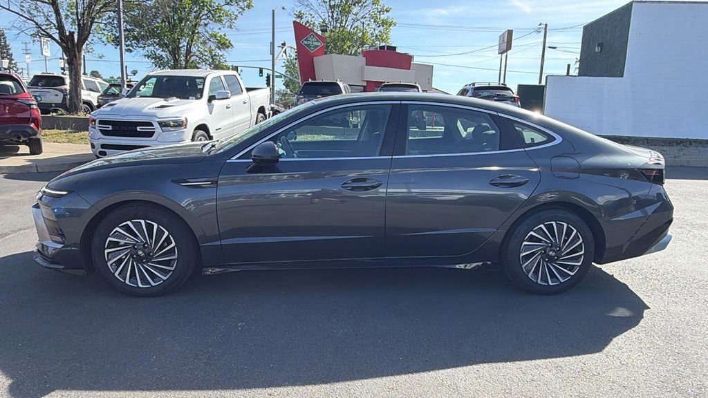 Used 2025 Hyundai Sonata SEL image 7