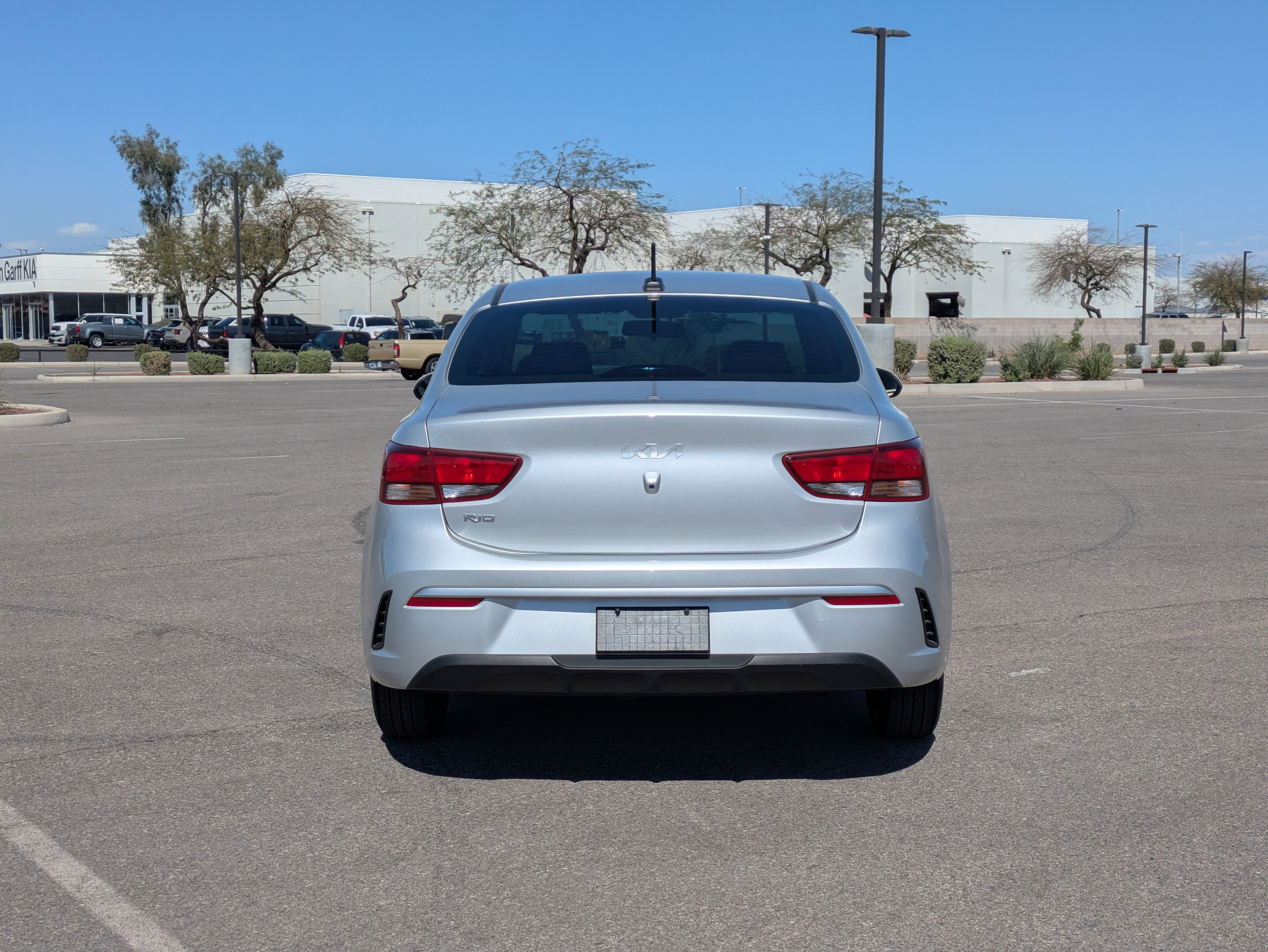 Used 2022 Kia Rio LX image 4