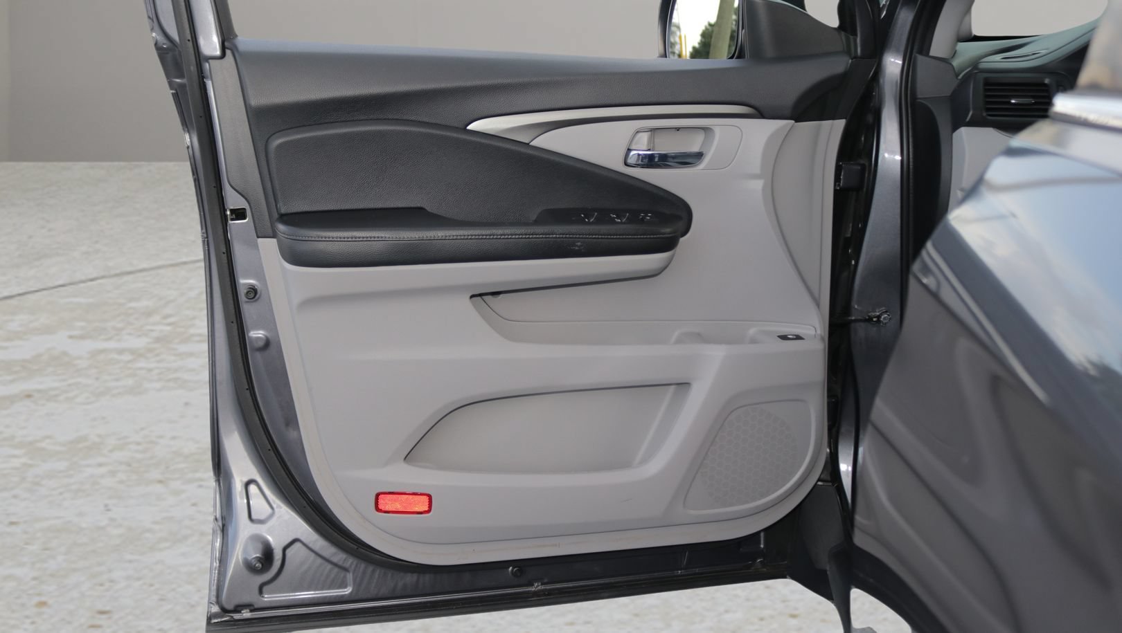 Used 2019 Honda Ridgeline RTL image 10