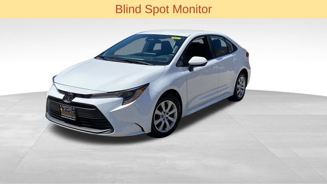 Used 2025 Toyota Corolla LE FWD image 3