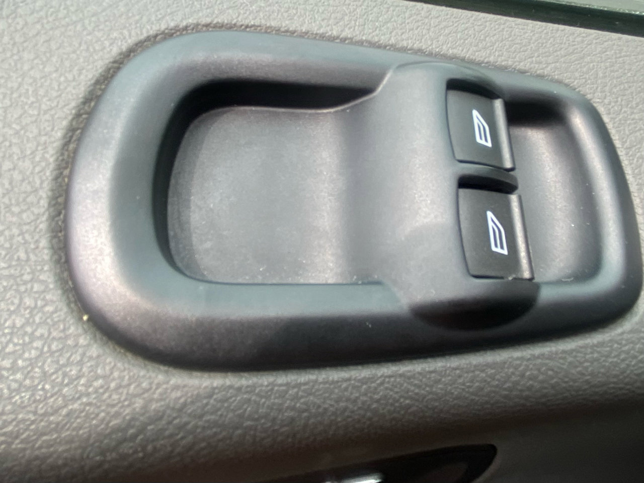 Used 2022 Ford Transit 250 Low Roof AWD image 30