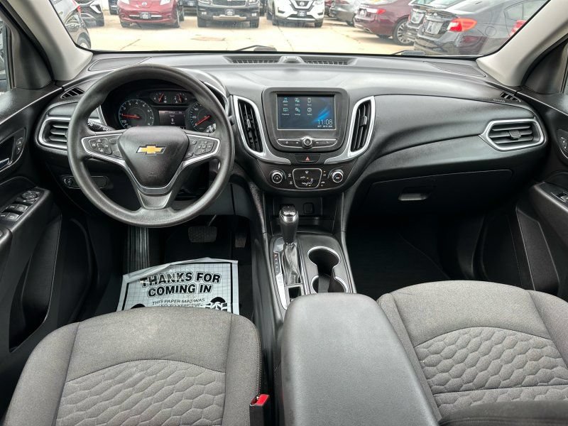 Used 2018 Chevrolet Equinox LT FWD image 24