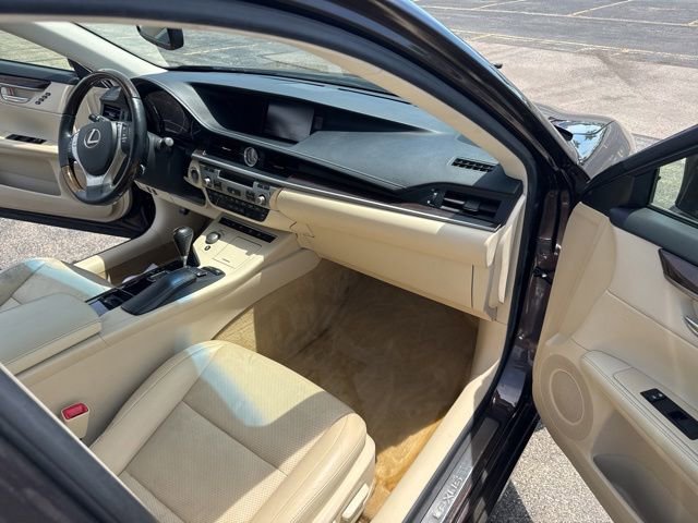 Used 2013 Lexus ES 350 w/ Luxury Pkg FWD image 13