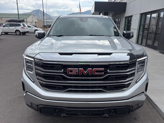 Used 2022 GMC Sierra 1500 SLT w/ SLT Convenience Package image 2