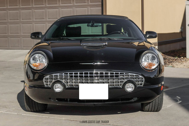 Used 2002 Ford Thunderbird Deluxe image 21