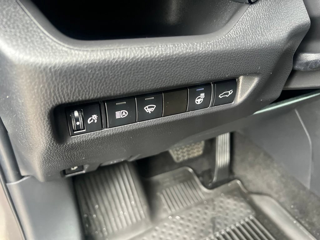 Used 2022 Toyota RAV4 XLE w/ Convenience Package AWD/4WD image 52