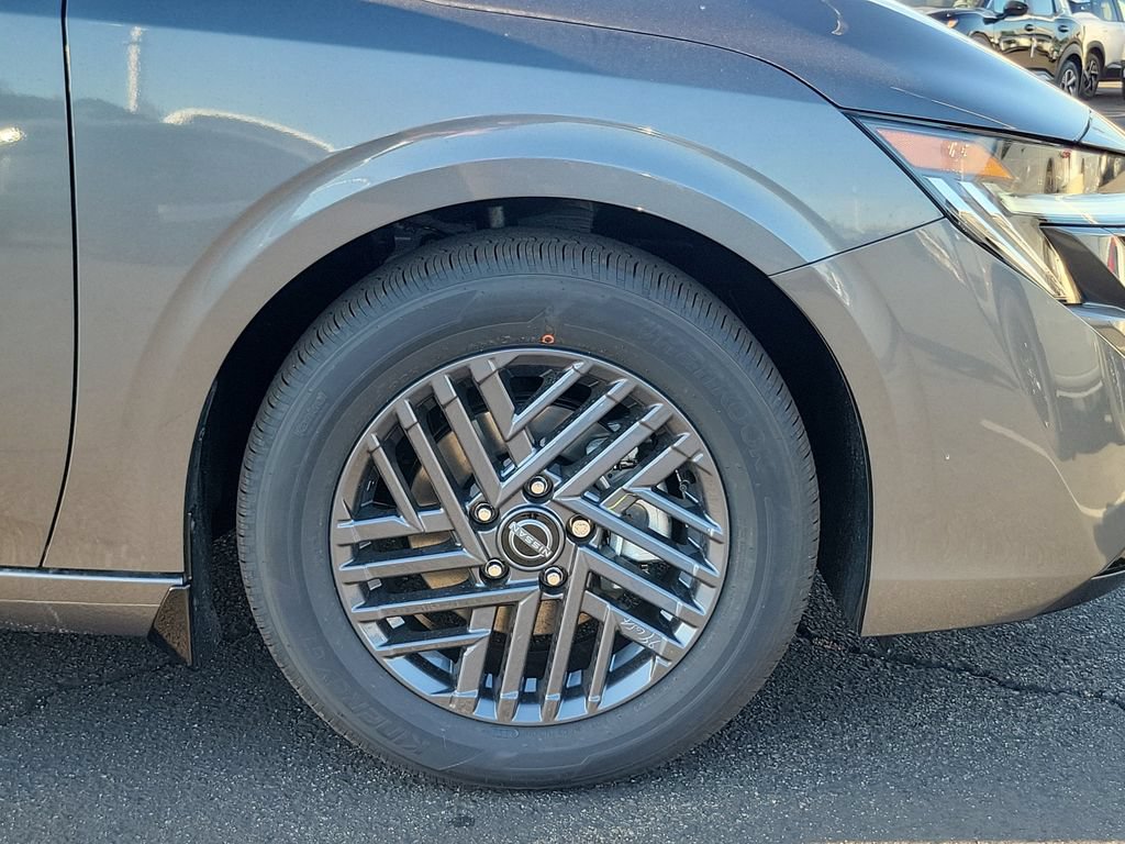 New 2026 Nissan Sentra SV w/ Floor Mat Package FWD image 5