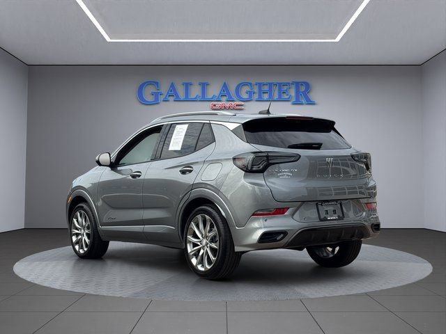 Used 2025 Buick Encore GX Avenir w/ Avenir Technology Package image 7