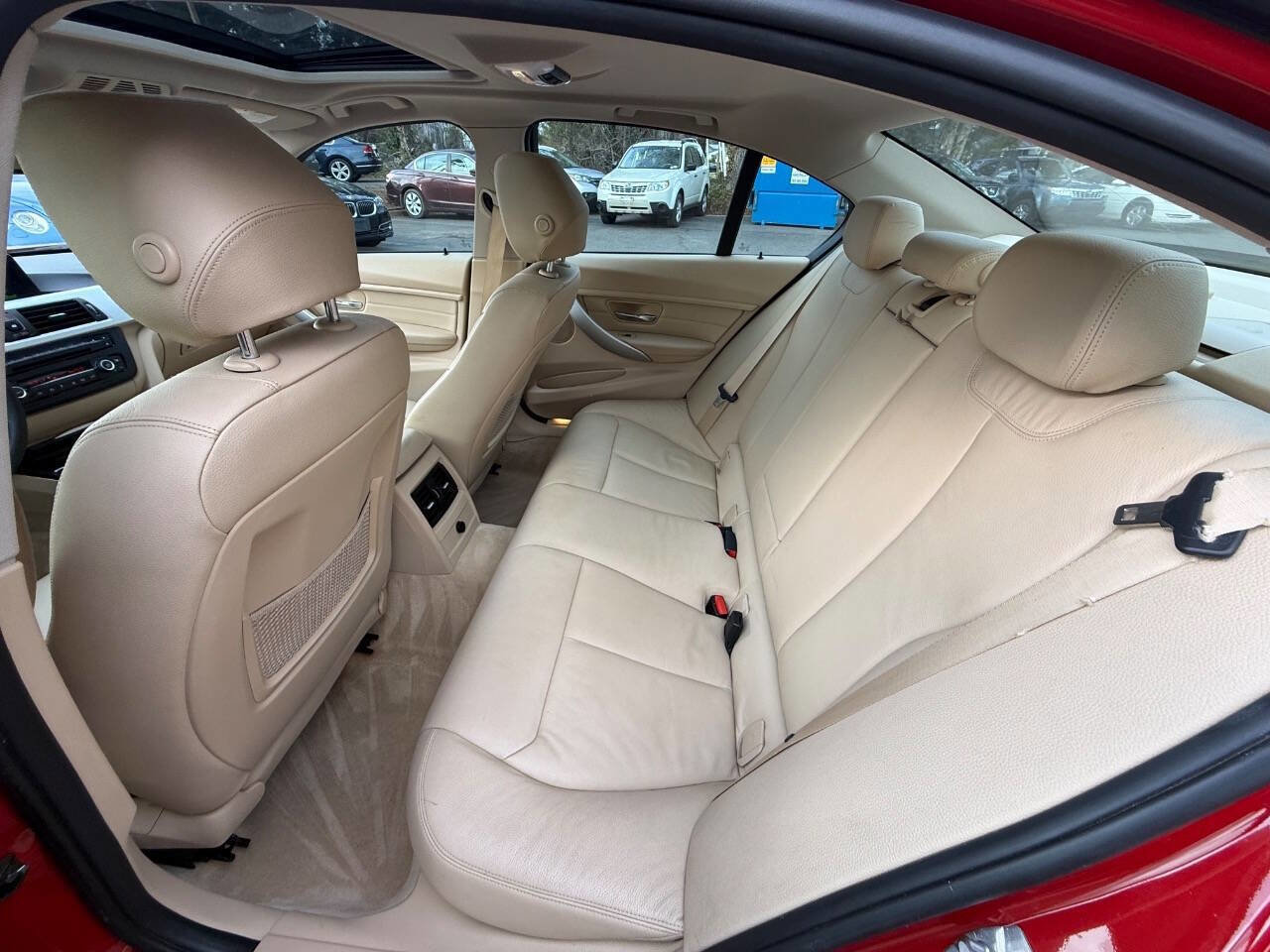 Used 2013 BMW 328i xDrive Sedan AWD/4WD image 19