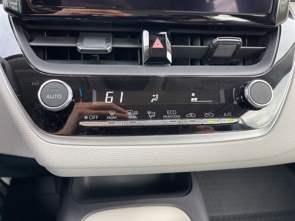 Used 2026 Toyota Corolla LE image 12