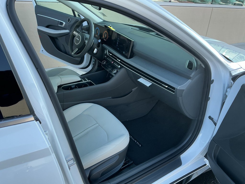 New 2026 Hyundai Sonata SEL image 16