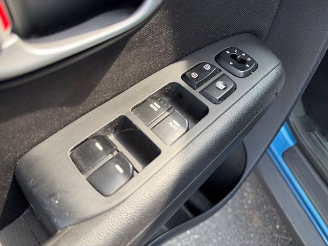 Used 2016 Kia Soul + w/ Designer's Package FWD image 23