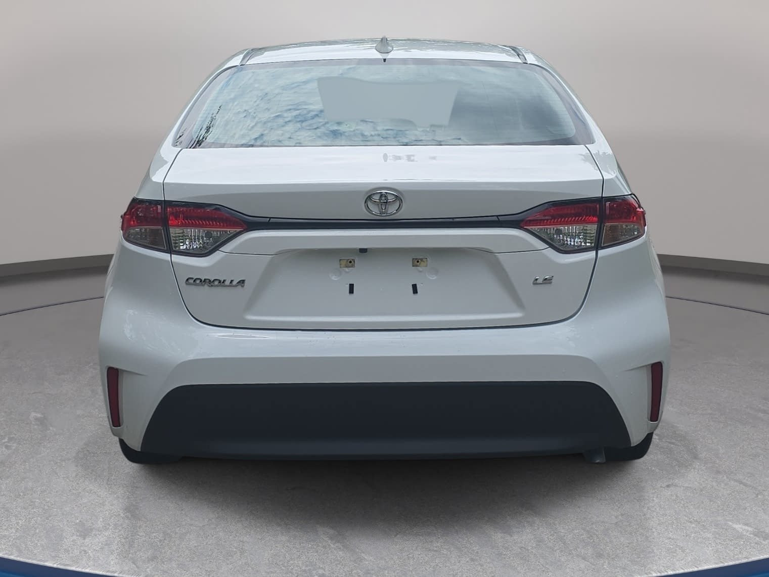 Used 2024 Toyota Corolla LE FWD image 6