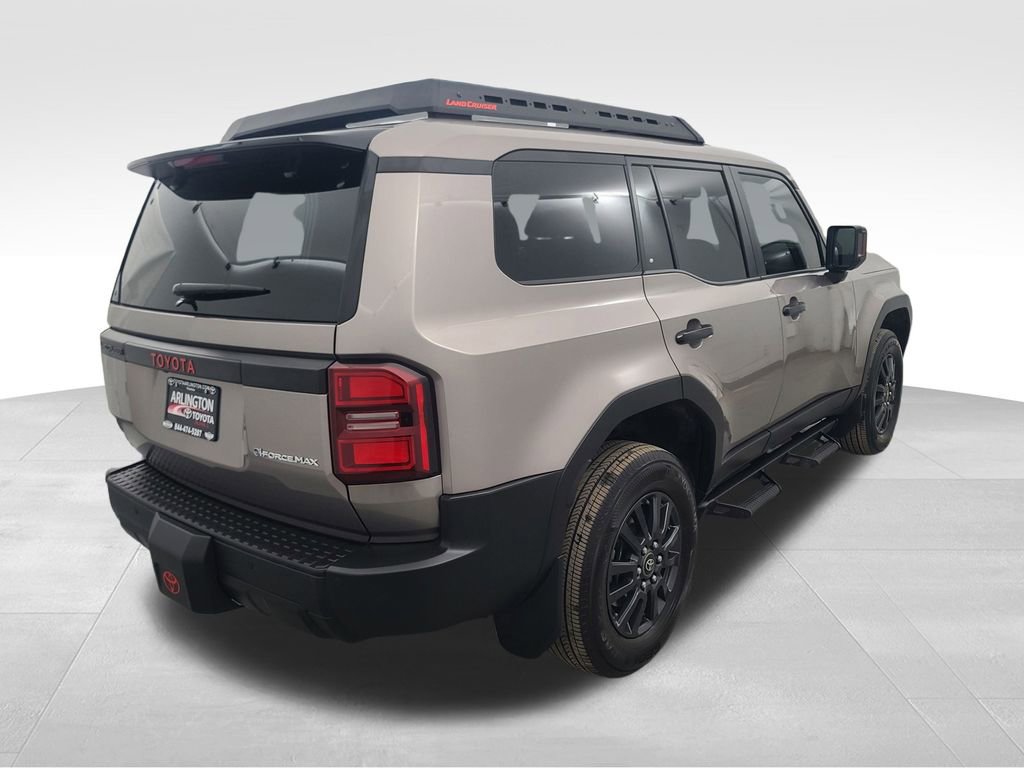 Used 2024 Toyota Land Cruiser image 6