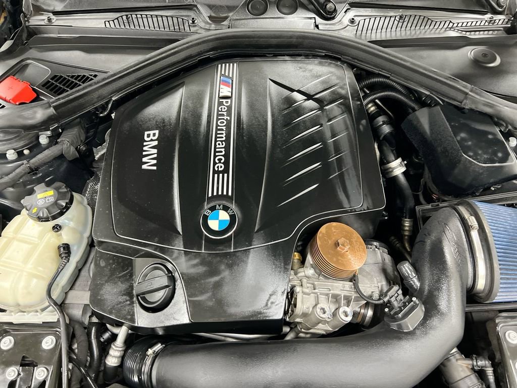 Used 2016 BMW M235i Coupe image 25