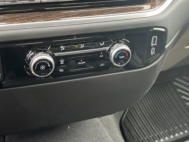 New 2026 GMC Sierra 2500 SLE image 29