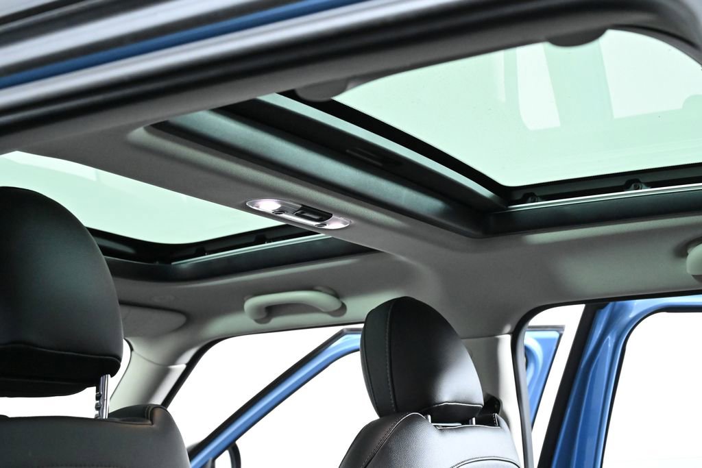 Used 2018 MINI Cooper Clubman image 25