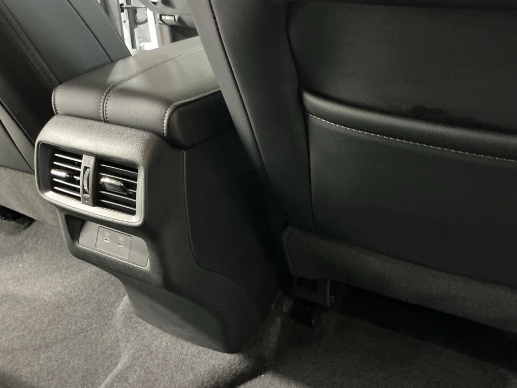 Used 2025 Nissan Murano SV image 24