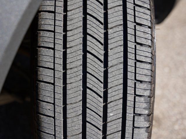 Used 2021 Ford Explorer Limited w/ Equipment Group 301A image 34