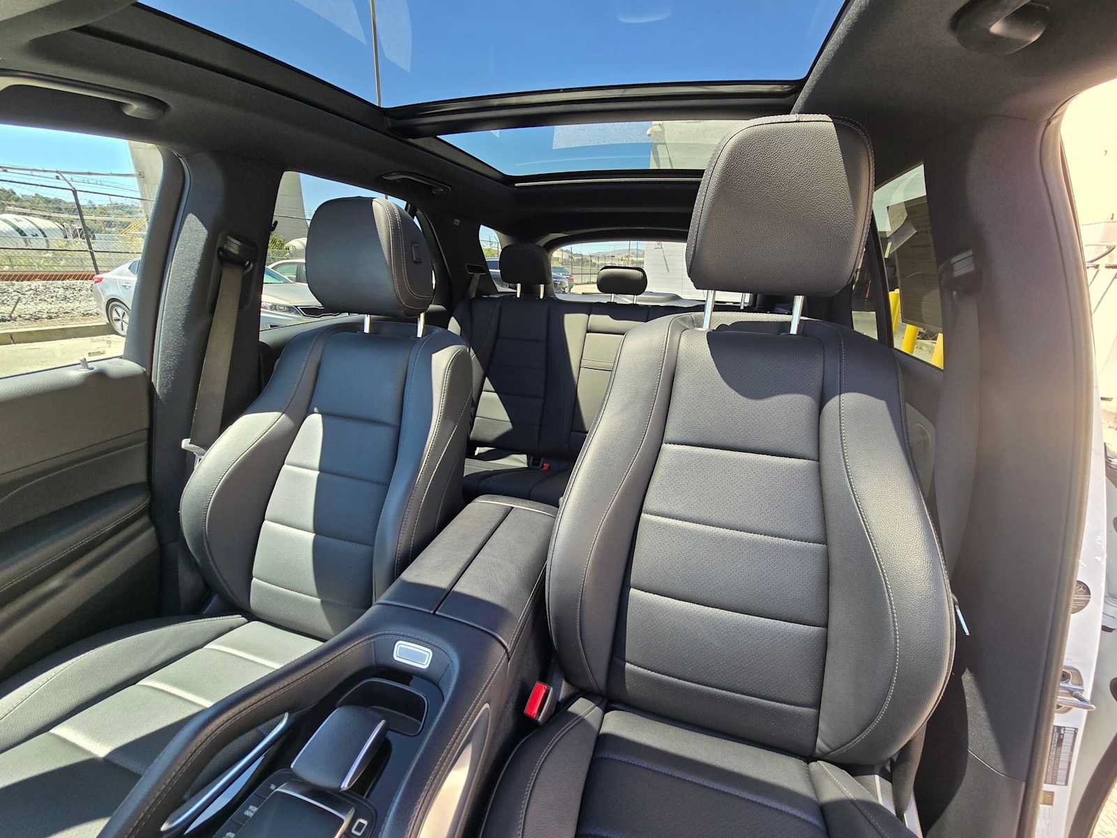 Used 2025 Mercedes-Benz GLE 350 4MATIC image 22