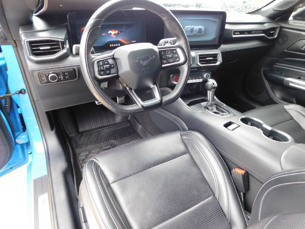 Used 2024 Ford Mustang GT Premium RWD image 13