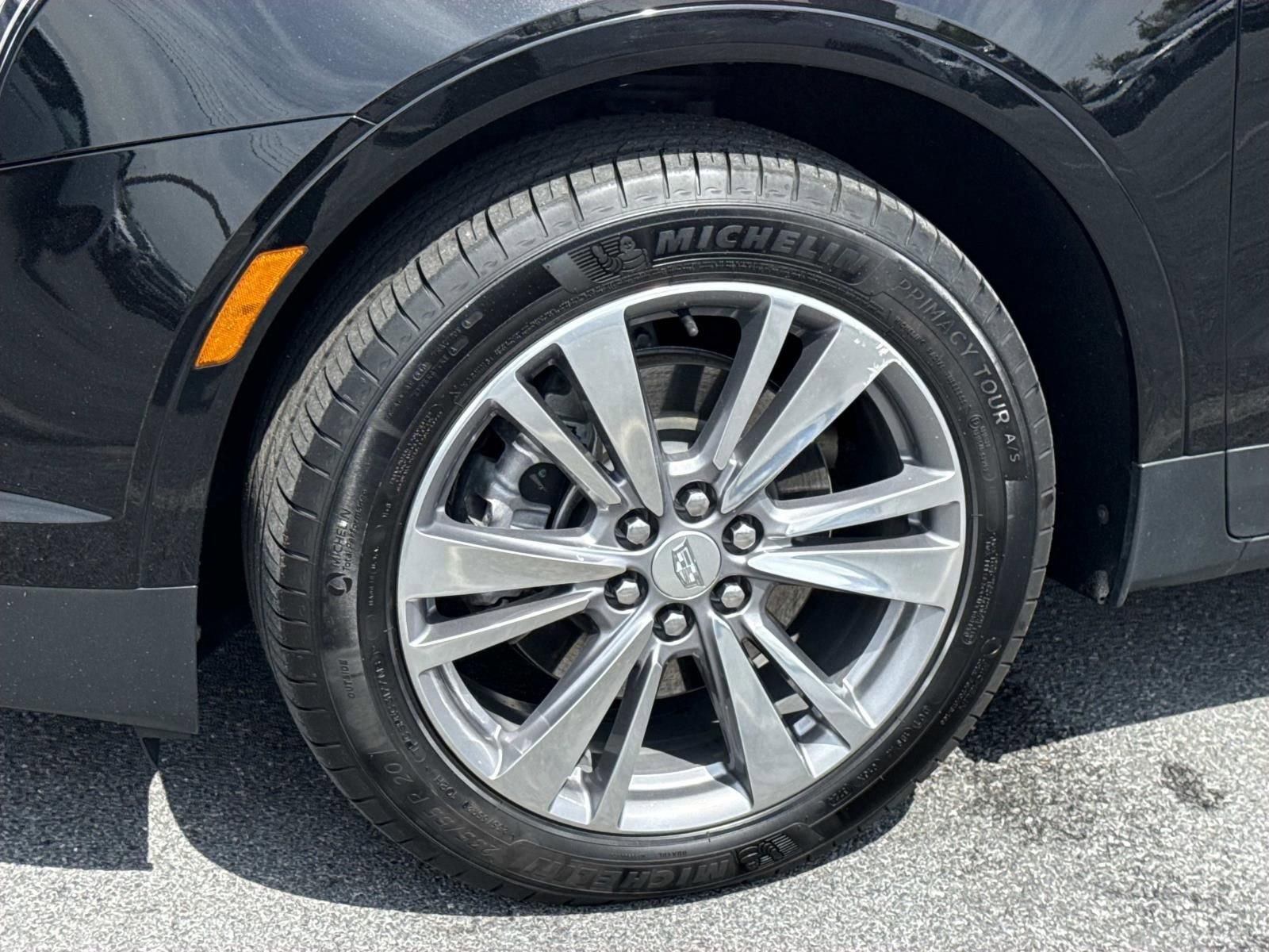 Used 2025 Cadillac XT5 Premium Luxury AWD/4WD image 7