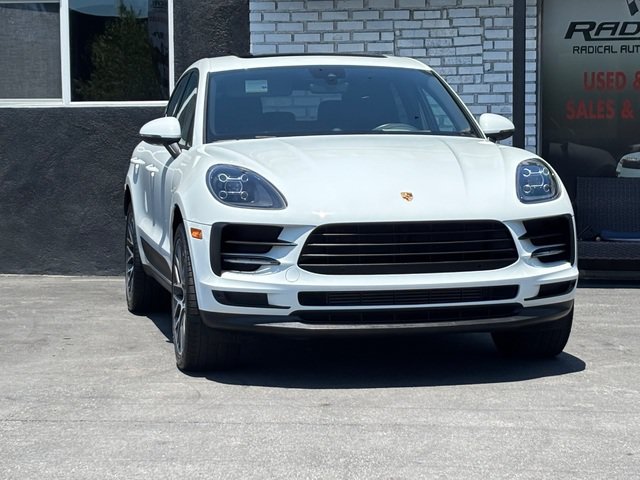 Used 2019 Porsche Macan AWD/4WD image 4