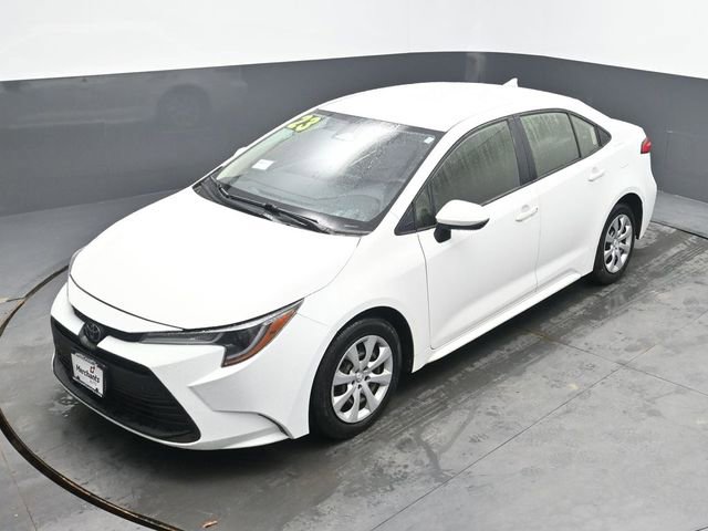 Used 2023 Toyota Corolla LE w/ Carpet Mat Package (TMS) FWD image 28