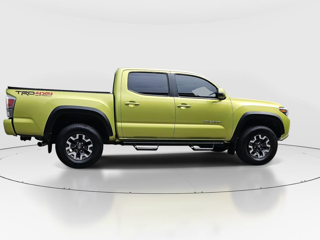Used 2023 Toyota Tacoma TRD Off-Road w/ TRD Premium Off Road Package AWD/4WD image 4