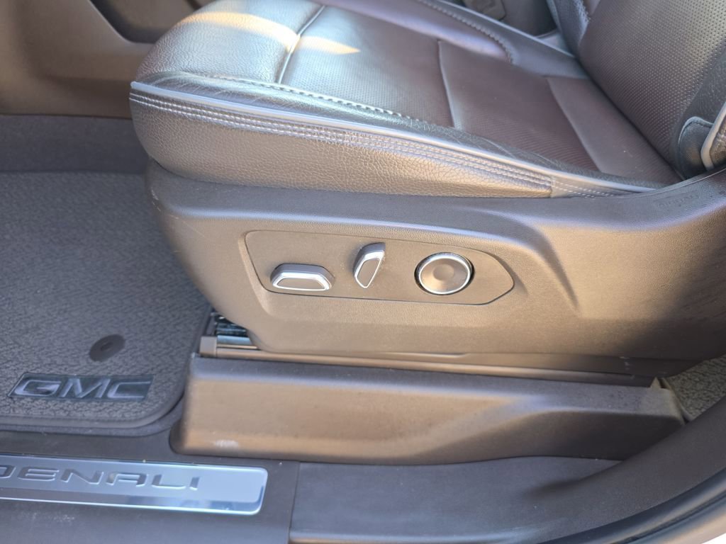 Used 2024 GMC Sierra 1500 Denali w/ Technology Package image 16