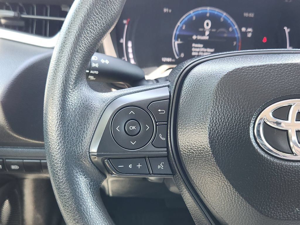 Used 2026 Toyota Corolla LE FWD image 17