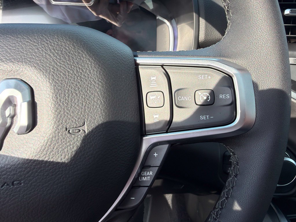New 2026 RAM 1500 Big Horn AWD/4WD image 31