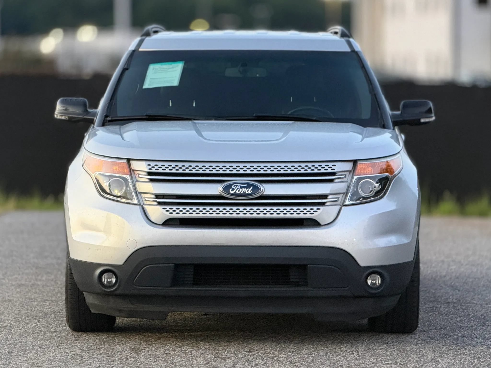 Used 2015 Ford Explorer XLT w/ Equipment Group 202A FWD image 5