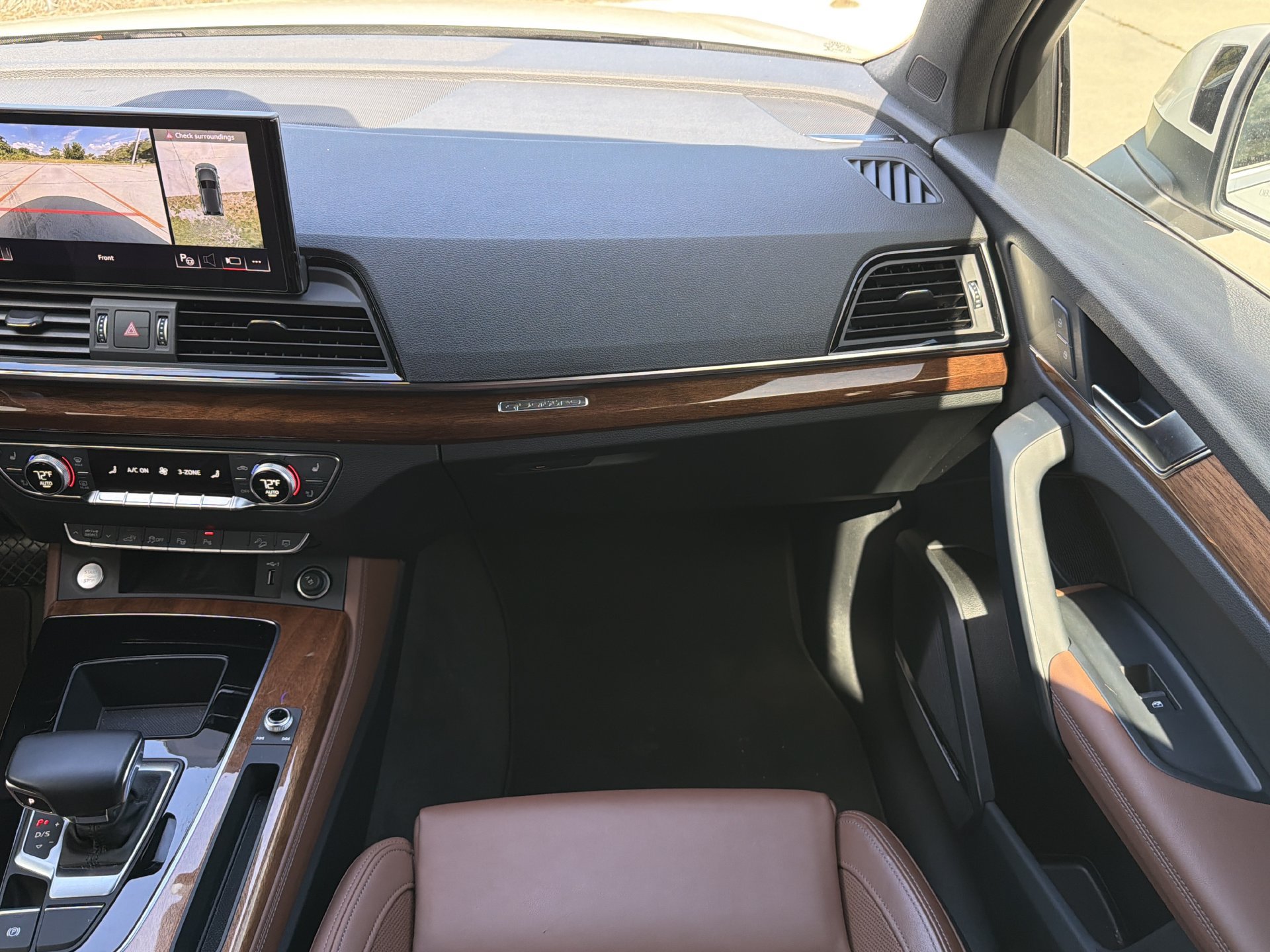 Used 2022 Audi Q5 e Prestige AWD/4WD image 17