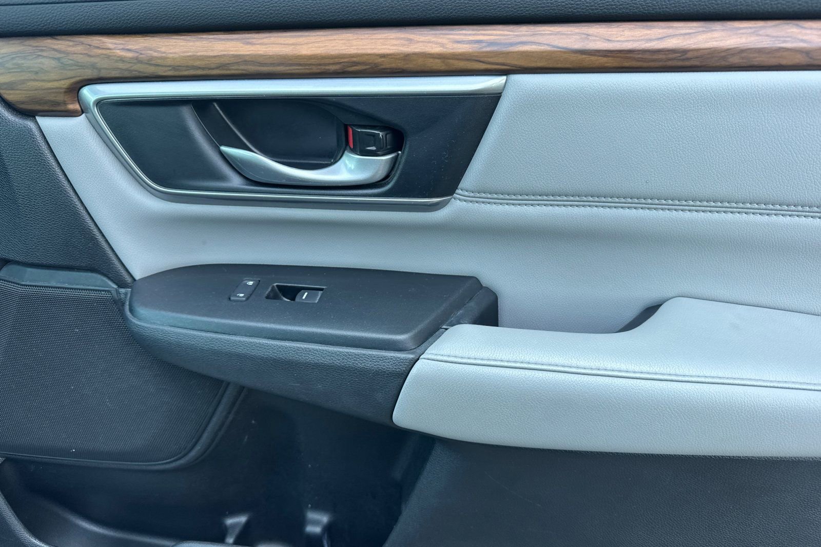 Used 2021 Honda CR-V Touring image 21
