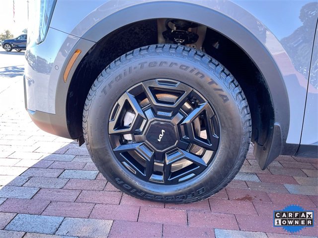 Used 2024 Kia Sorento SX Prestige image 10