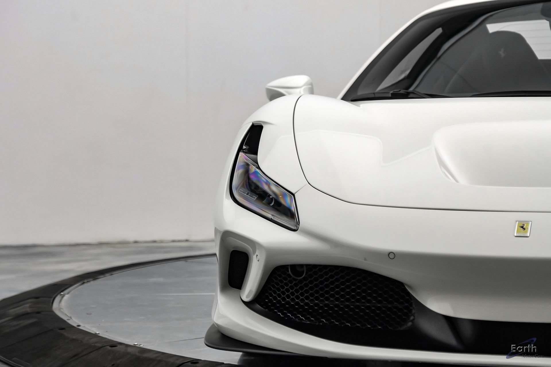 Used 2022 Ferrari F8 Tributo RWD image 40