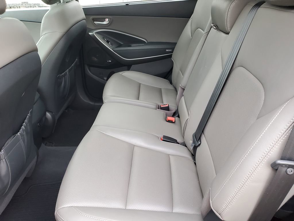 Used 2017 Hyundai Santa Fe SE w/ SE Ultimate Tech Package 03 image 10