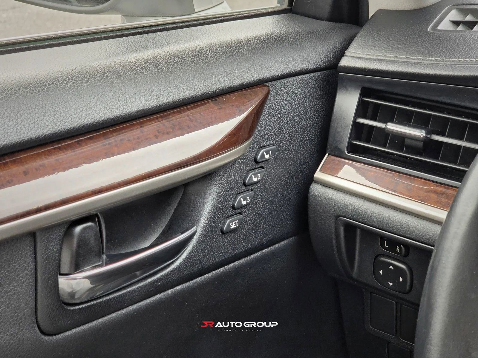 Used 2013 Lexus ES 350 w/ Luxury Pkg FWD image 17