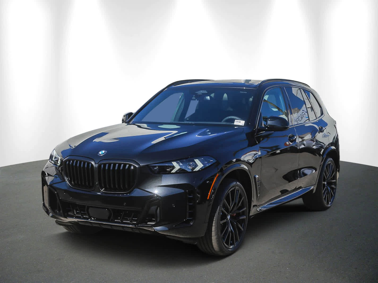 Used 2026 BMW X5 sDrive40i w/ M Sport Package image 3