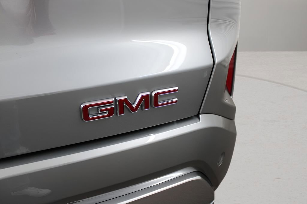 Used 2026 GMC Terrain Denali image 34